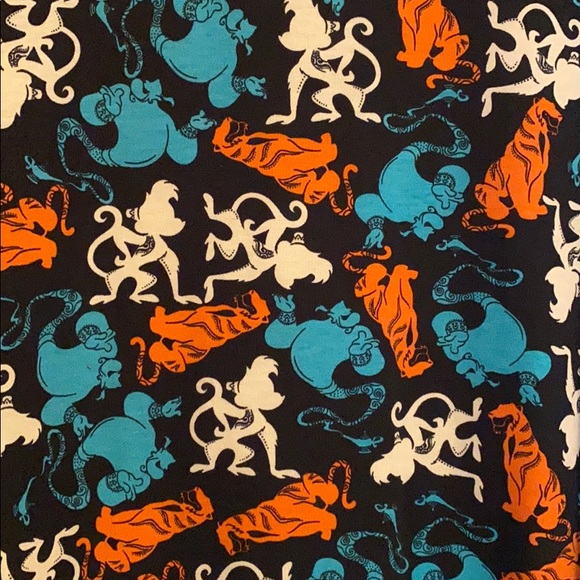 Lularoe Disney Aladdin Tunic Tee - Picture 2 of 3